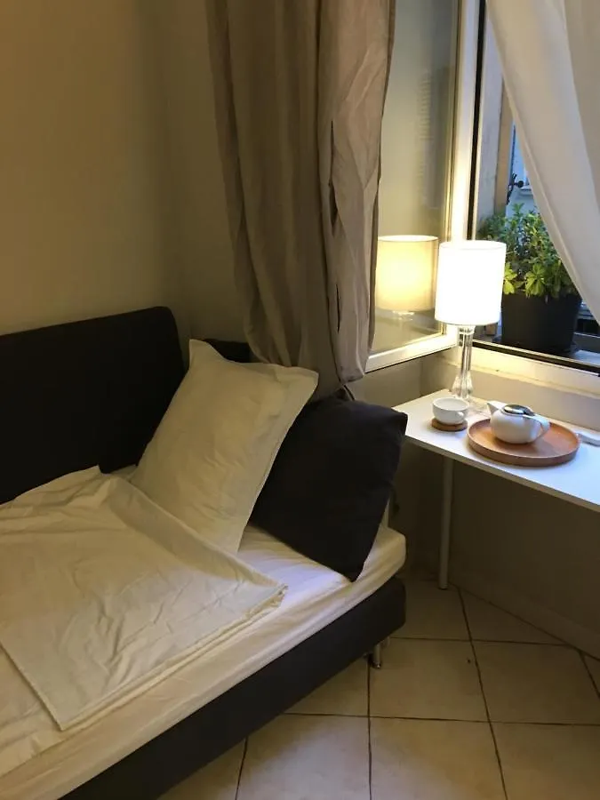Nice Centre Cozy Room 홈스테이